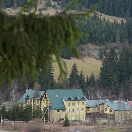 Ялинка Готель Vyshkiv Bagian luar foto
